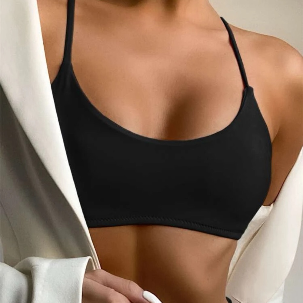 Black bikini top
